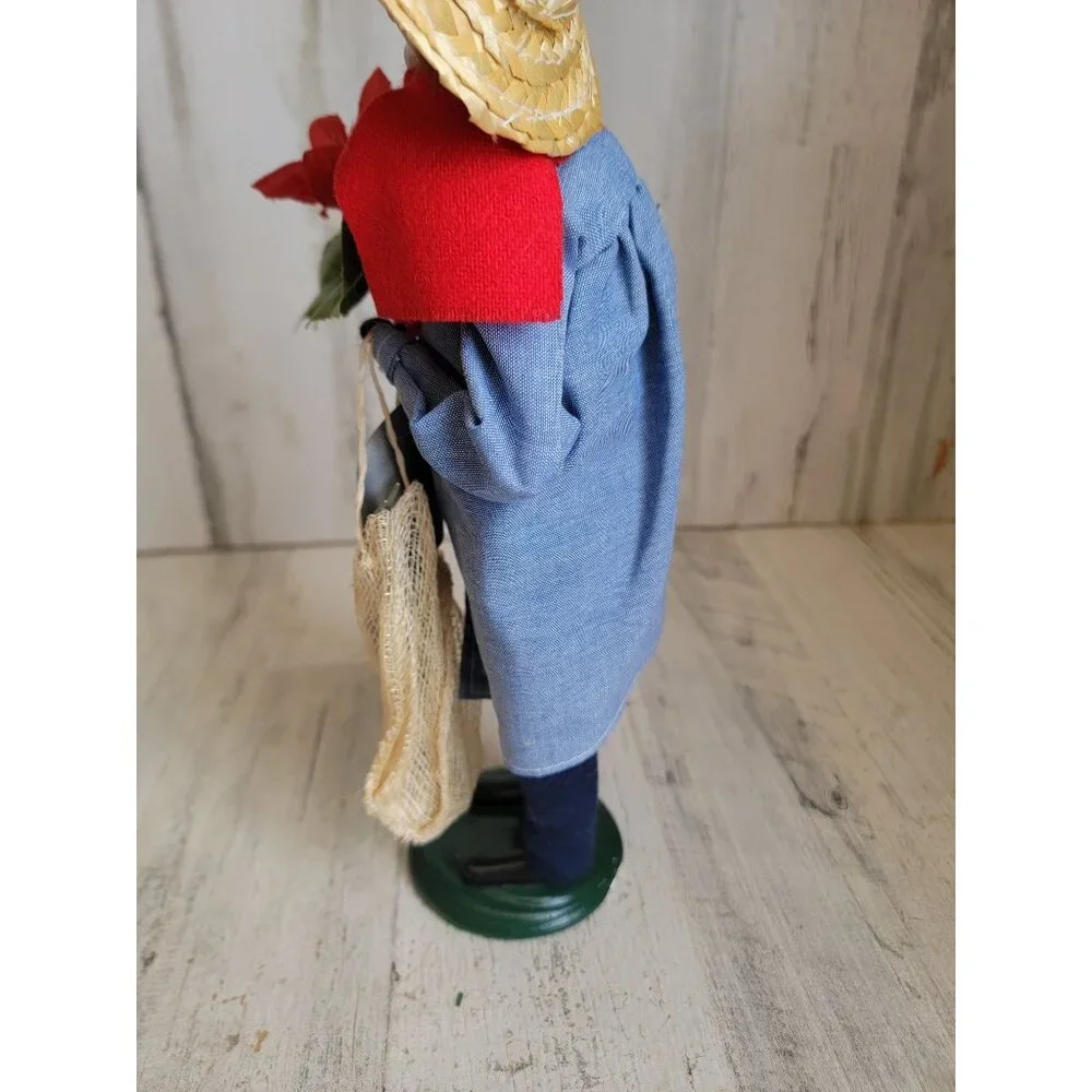 Byers Choice Gardener‎ man poinsettia flower vintage figure shovel